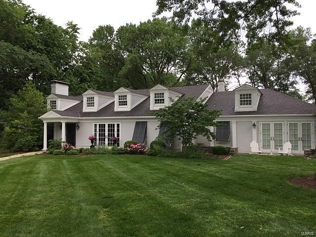 1st image of 61 Clermont Ln