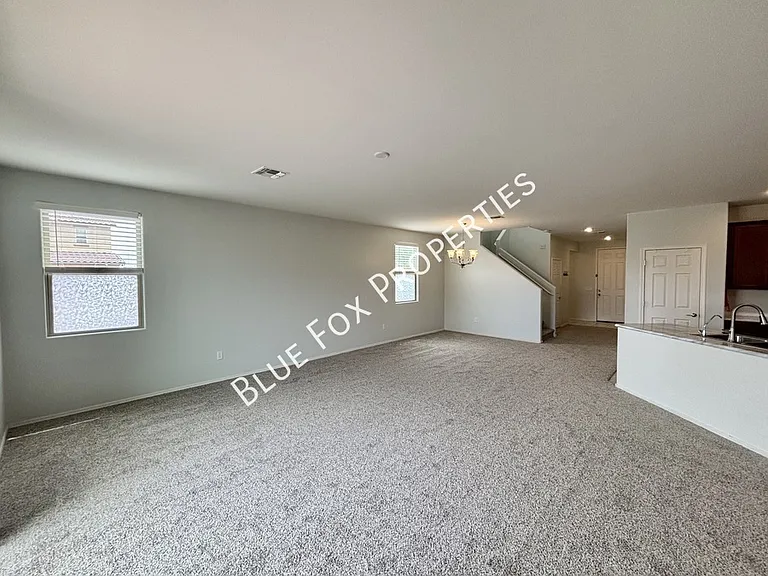 8518 W Pelican Pl — Photo 4