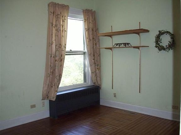5th image of 300 S Olive St