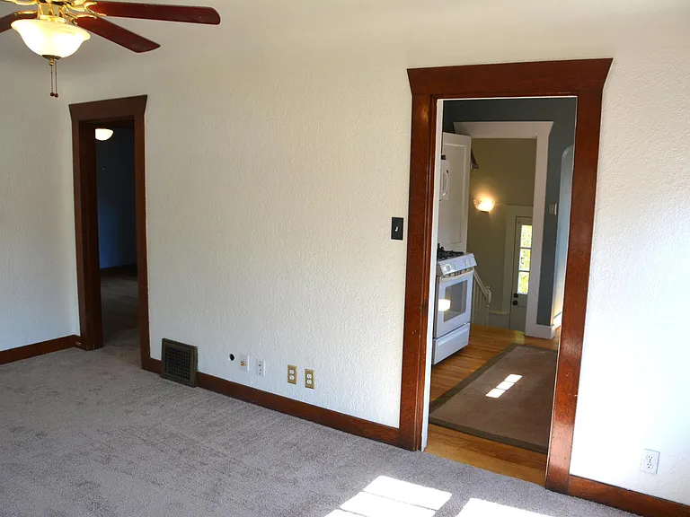 3790 High Ct — Photo 8