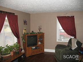 4th image of 108 Sussex Ave