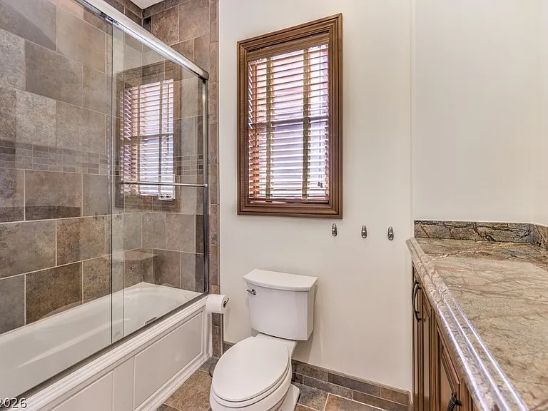 2780 El Camino Rd — Photo 55