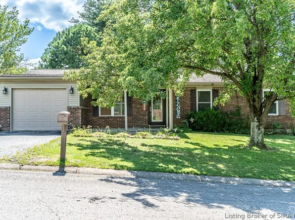 108 N Brandywine Court, Salem, IN 47167