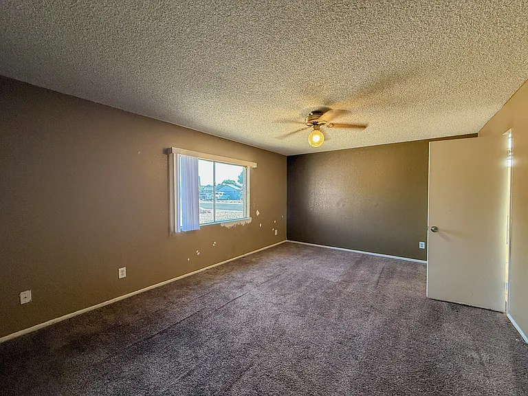 9358 W Sanna St — Photo 12
