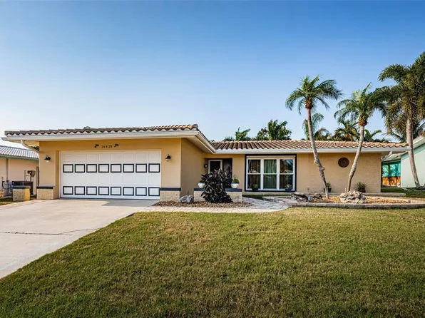 14429 Yacht Club Blvd, Seminole, FL 33776