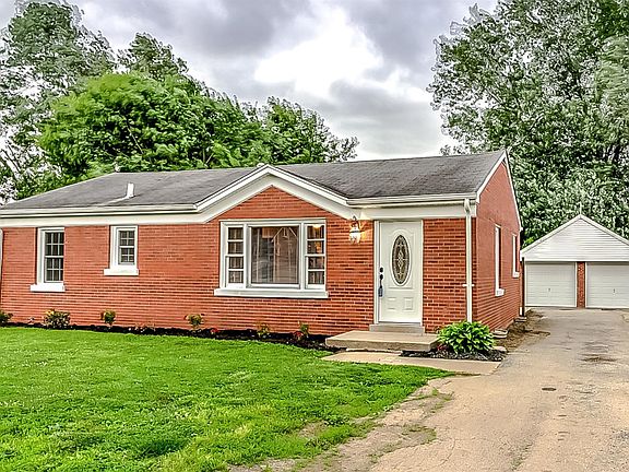2nd image of 512 Parkside Dr