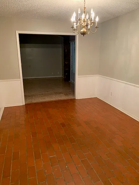 3 bed, 2.5 bath, 2000 sqft, $1,595 — Photo 3
