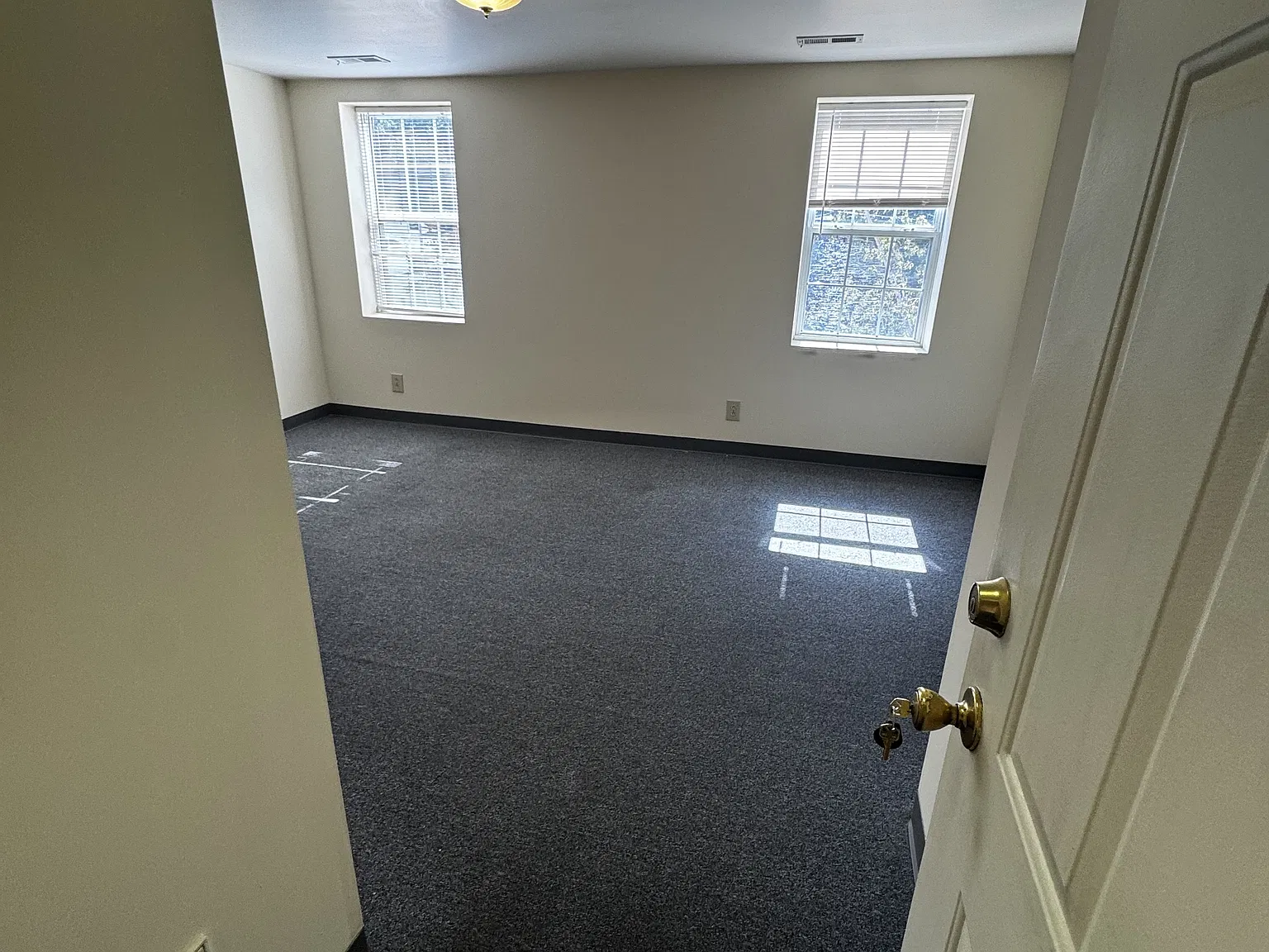 Sugar Creek Plaza Apartments - C5 — Photo 4