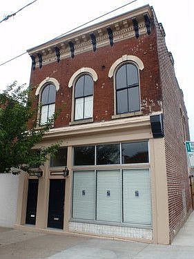 1st image of 1221 Hull St