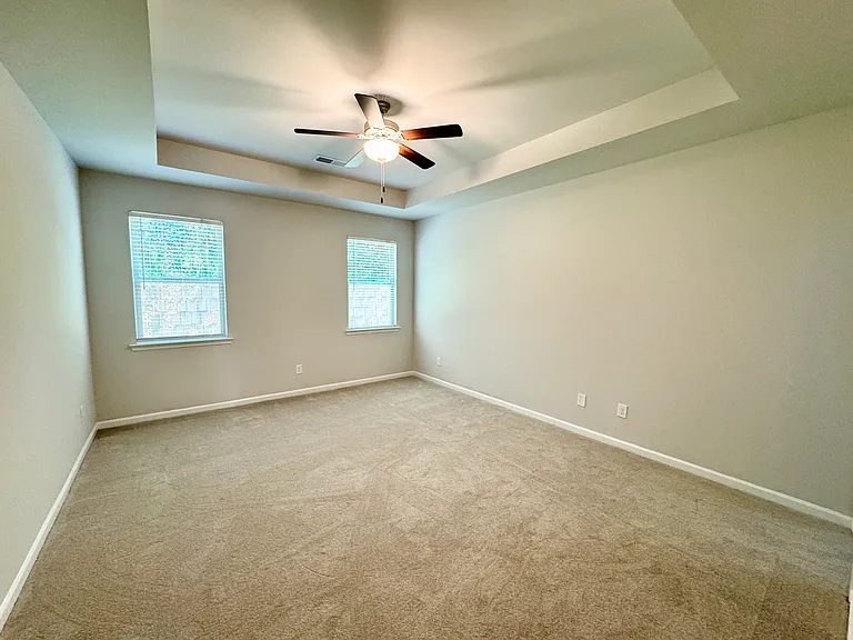 115 McGinnis Cir — Photo 16