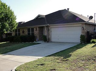 4805 Maryannes Meadow Dr, Fort Worth, TX 76135