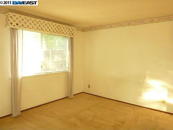 2nd image of 1684 Autumn Oak Dr