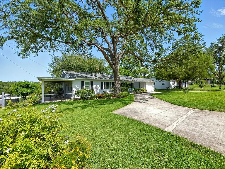1426 Crestview Dr — Photo 37