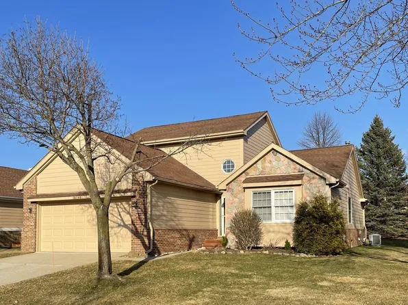 31146 Seneca Ln, Novi, MI 48377