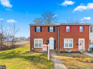 33 Top View Ct, Baltimore, MD 21244