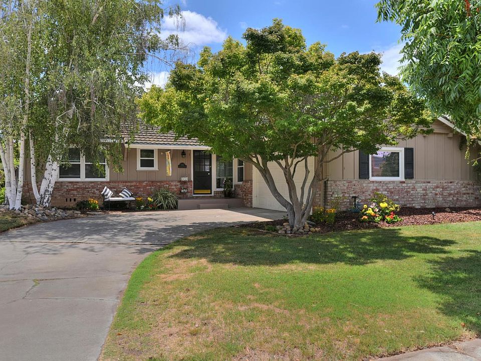 1st image of 1742 Silverwood Dr