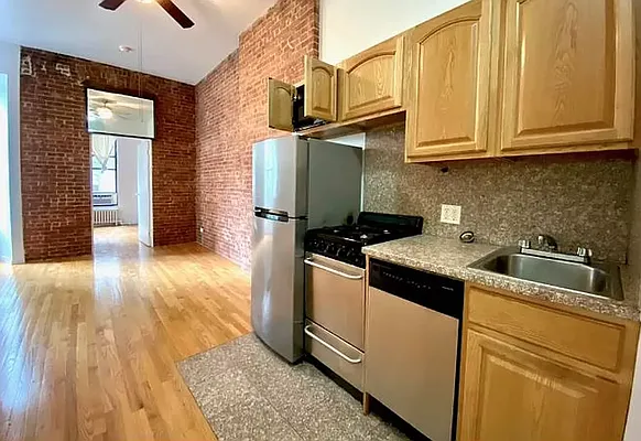 Rented by Corcoran | media 7