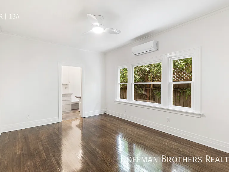 254 S Vendome St #4 — Photo 6