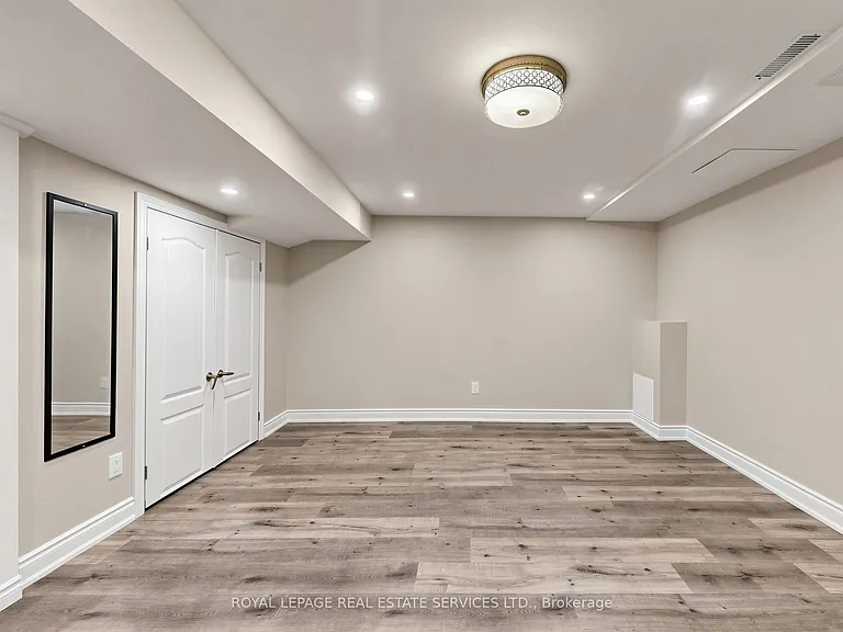 5837 Rainberry Dr — Photo 29