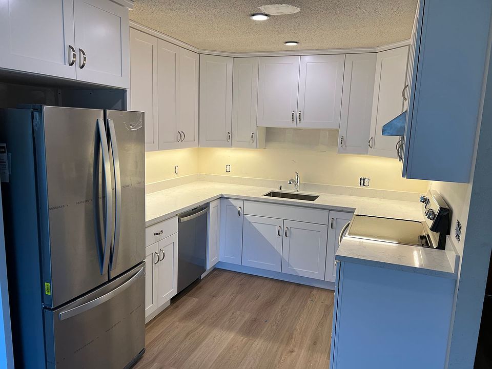 1st image of 455 7th Ave APT 4
