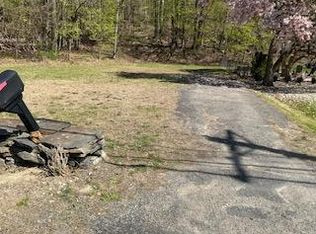 111 Cedar Ave, New Windsor, NY 12553