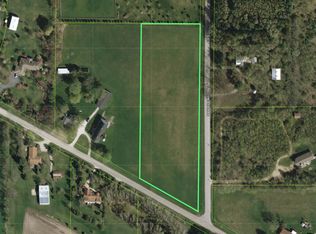 19209 River Rd, Marengo, IL 60152