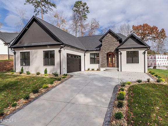 2nd image of 147 Kawga Way