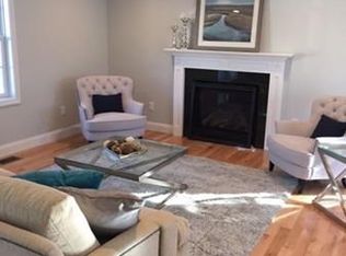 5 Cross St, Upton, MA 01568