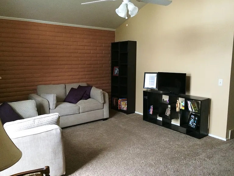 1176 N Compton Rd — Photo 3