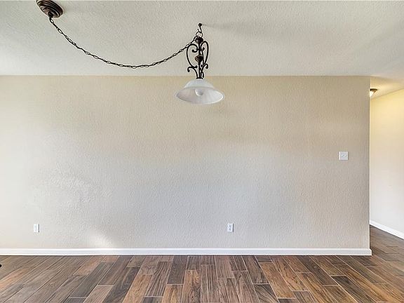 5th image of 1202 Libra Dr