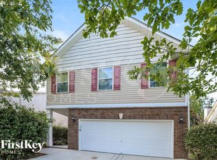 5862 Bridgeport Ct, Flowery Branch, GA 30542