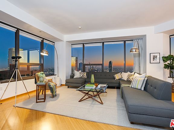 3rd image of 1100 Wilshire Blvd APT 3408