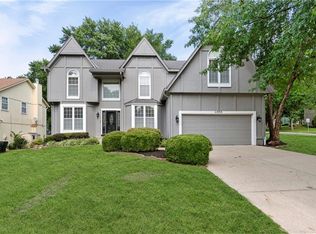 11333 Acuff Ln, Lenexa, KS 66215