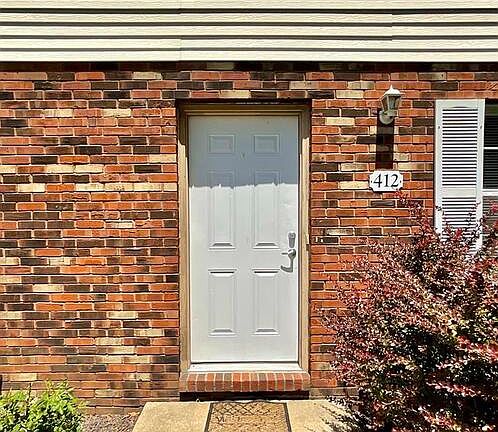 3rd image of 412 Donna Dr