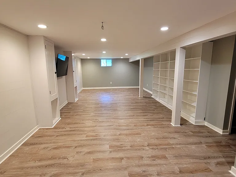 9731 Roe Ave — Photo 27