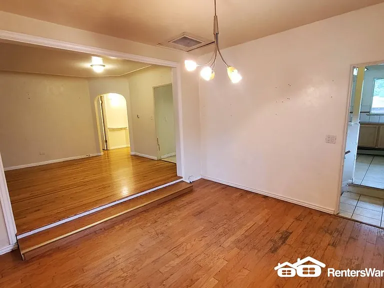 2225 S Cherry St — Photo 19