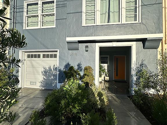3rd image of 2543 44th Ave