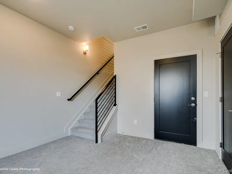 1559 King St — Photo 5