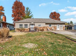 210 E Eiche Ave, Effingham, IL 62401