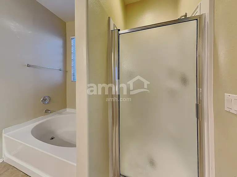 7242 W Saint Charles Ave — Photo 13