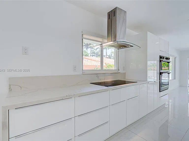 773 Woodcrest Rd — Photo 18