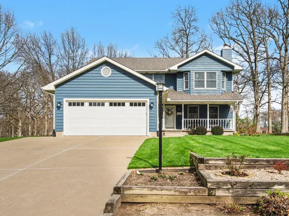 2019 Lakewood Pl, Crown Pt, IN 46307
