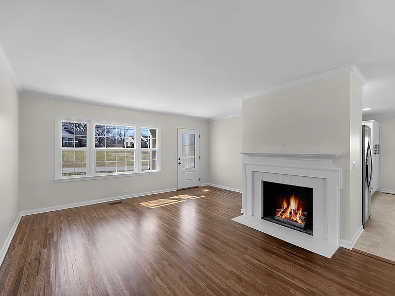 383 Mebanewood Dr — Photo 19