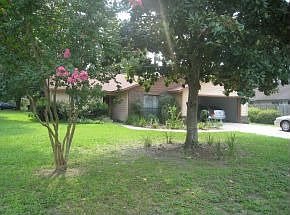 2nd image of 12401 SE 61st Ct