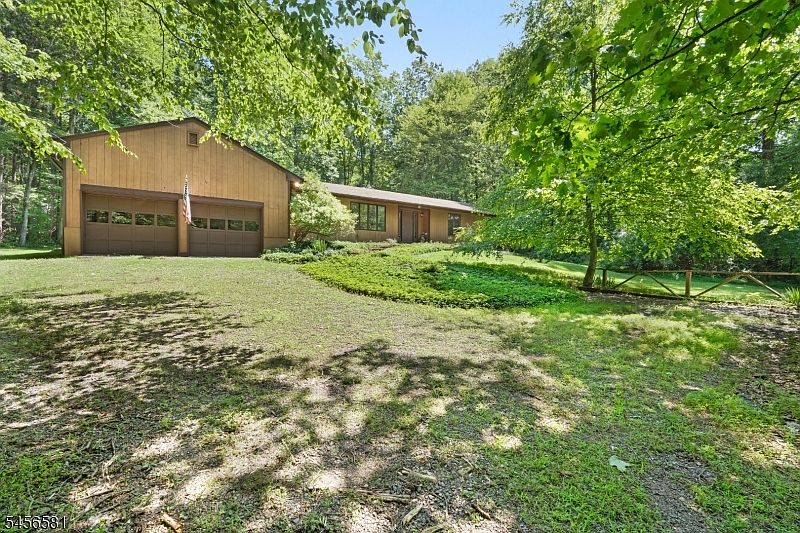 1st image of 155 Buffalo Hollow Rd