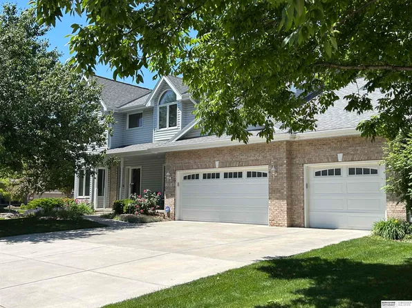 14016 Browne Cir, Omaha, NE 68164
