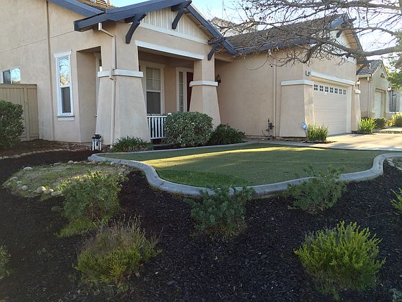 2nd image of 1424 Sandhill Dr