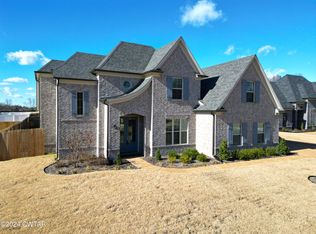 35 Betsy Valley Dr, Oakland, TN 38060