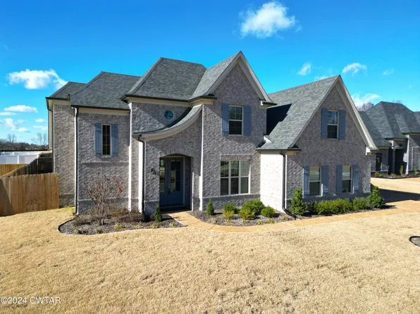 35 Betsy Valley Dr, Oakland, TN 38060