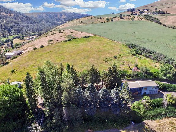 3rd image of 1013 American Ridge Rd